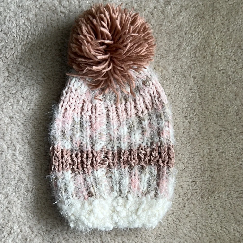 Cozy Pink and White Chenille Knit Beanie with Pom Pom - Picture 2 of 4